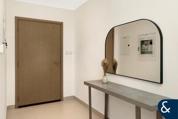 Luxury 1 Bedroom | Park View | Unfurnished